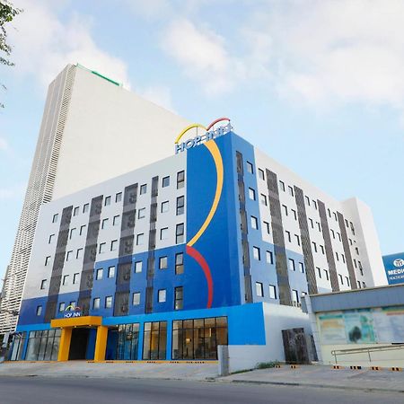 Hop Inn Hotel Iloilo Dış mekan fotoğraf