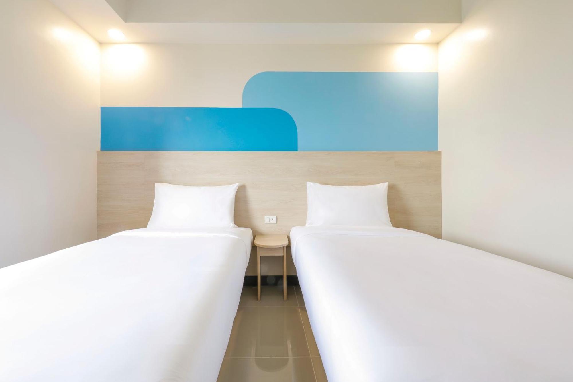 Hop Inn Hotel Iloilo Dış mekan fotoğraf