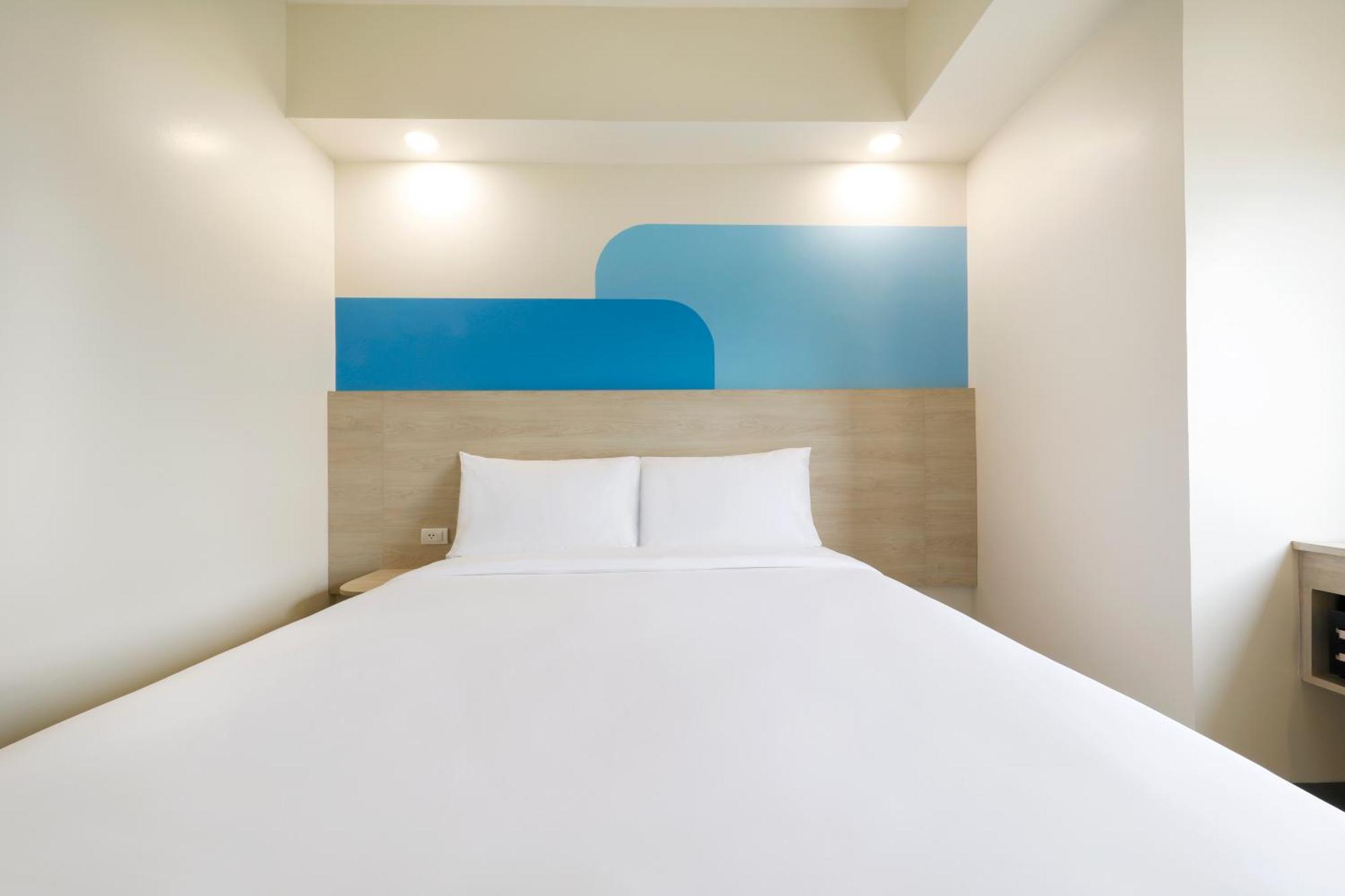 Hop Inn Hotel Iloilo Dış mekan fotoğraf
